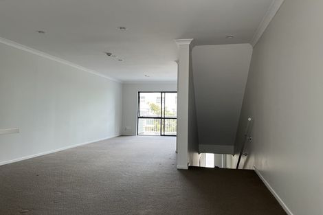 Photo of property in 9/46 Carlos Drive, Flat Bush, Auckland, 2016