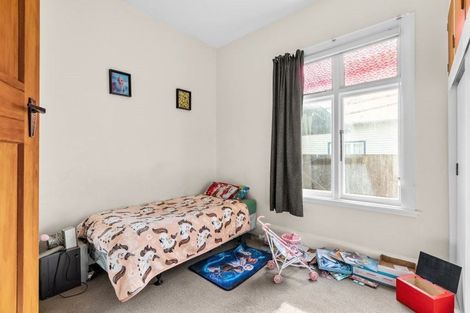 Photo of property in 102 Simeon Street, Spreydon, Christchurch, 8024