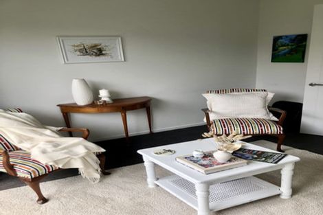 Photo of property in 3 Reeves Road, Rangiora, 7400