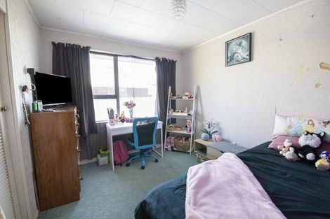 Photo of property in 2 Perry Crescent, Greenmeadows, Napier, 4112