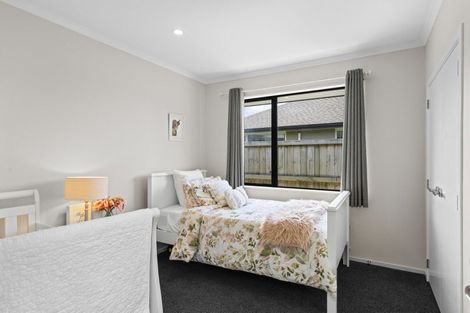 Photo of property in 16 Hehan Close, Cambridge, 3434