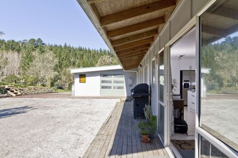 Photo of property in 69 Pipitiwai Drive, Helensville, Kaukapakapa, 0871