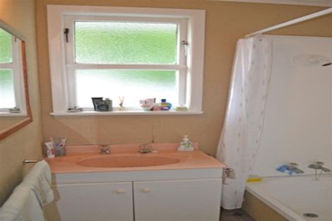 Photo of property in 57 Mere Road, Taupo, 3330