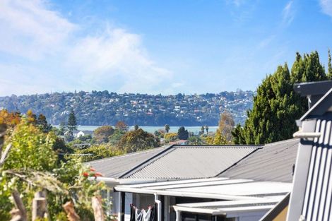 Photo of property in 64 Colwill Road, Massey, Auckland, 0614