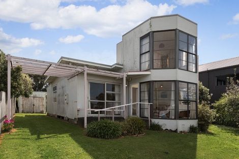Photo of property in 22 Dillon Street, Waihi Beach, 3611