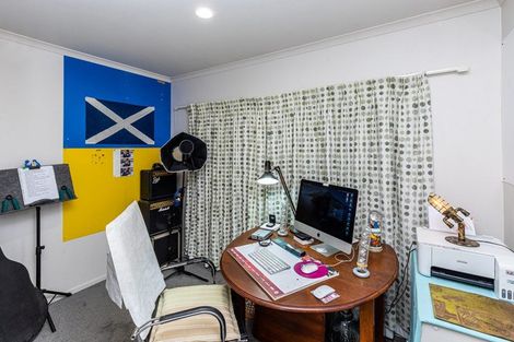 Photo of property in 7 Gilders Grove, Heathcote Valley, Christchurch, 8022