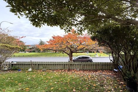 Photo of property in 24 Wagon Road, Stokes Valley, Lower Hutt, 5019