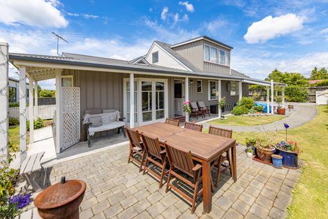Photo of property in 14 Ashby Grove, Kaiapoi, 7630