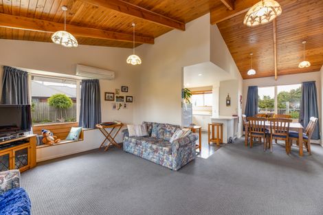 Photo of property in 14 Ashby Grove, Kaiapoi, 7630