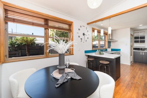 Photo of property in 5 Buick Crescent, Awapuni, Palmerston North, 4412