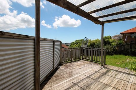 Photo of property in 39 Black Teal Close, Unsworth Heights, Auckland, 0632