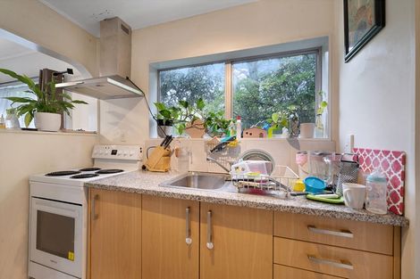 Photo of property in 2/37 Seabrook Avenue, New Lynn, Auckland, 0600