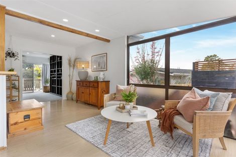 Photo of property in 62 Hellyers Street, Birkdale, Auckland, 0626