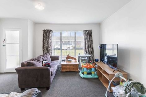 Photo of property in 40 Taka Street, Takanini, 2112