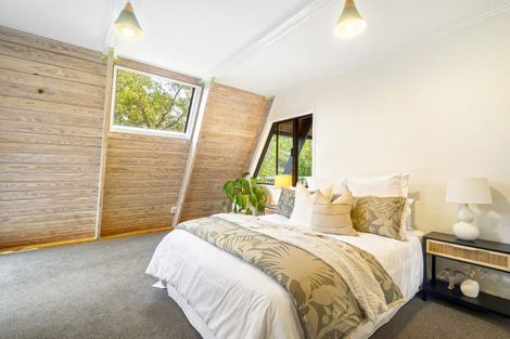 Photo of property in 1/5 Glenbush Place, Birkenhead, Auckland, 0626