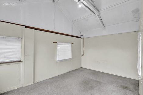 Photo of property in 6 Drake Street, New Brighton, Christchurch, 8061