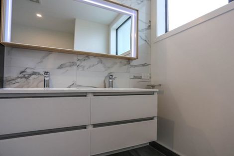 Photo of property in 48 Balrudry Street, Avonhead, Christchurch, 8042