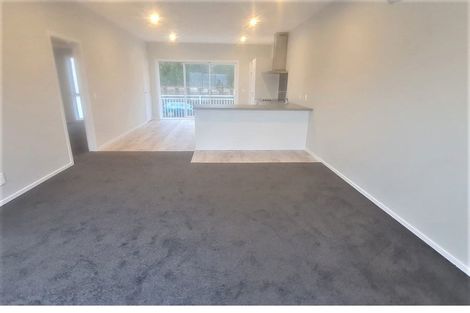 Photo of property in 18 Kopua Place, Whitby, Porirua, 5024