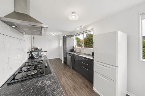 Photo of property in 2/13 Roband Crescent, Brown Owl, Upper Hutt, 5018