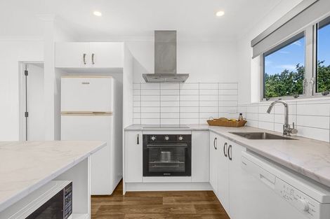 Photo of property in 11 Chester Street, Taradale, Napier, 4112