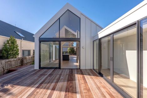 Photo of property in 57 Wiggins Street, Sumner, Christchurch, 8081