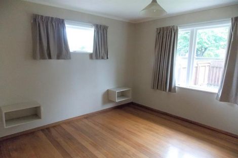 Photo of property in 1 Field Street, Silverstream, Upper Hutt, 5019