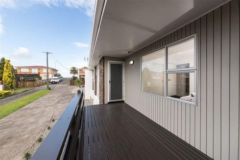 Photo of property in 4210a/2 Great North Road, Glendene, Auckland, 0602
