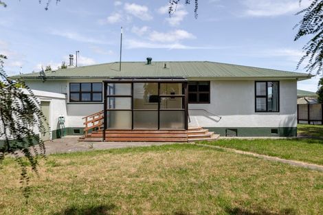Photo of property in 72 Oparatai Road, Mangatainoka, Pahiatua, 4982