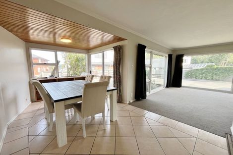 Photo of property in 76 Peer Street, Upper Riccarton, Christchurch, 8041