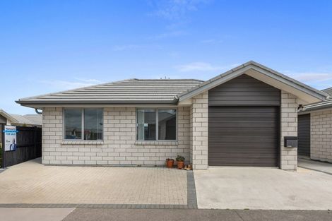 Photo of property in 16 Crest Way, Papamoa, 3118