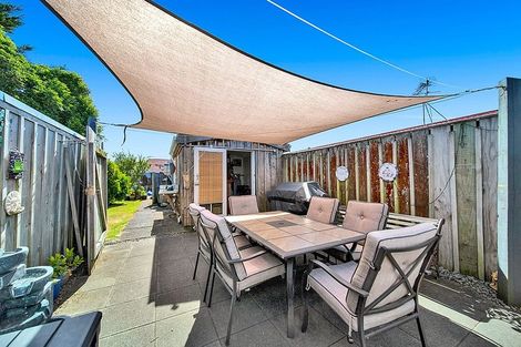 Photo of property in 9 Regent Street, Hawera, 4610