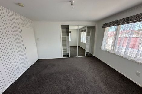 Photo of property in 1/5 Hill Crescent, Papakura, 2110