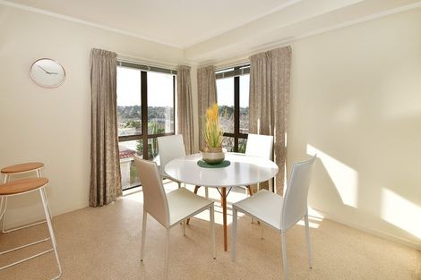 Photo of property in 16 Petrel Place, Massey, Auckland, 0614