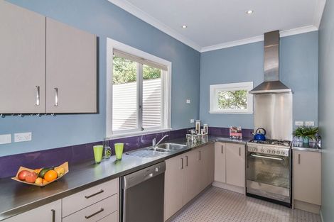 Photo of property in 78 Para Street, Miramar, Wellington, 6022