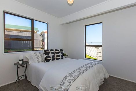 Photo of property in 6b Mossburn Grove, Kelson, Lower Hutt, 5010