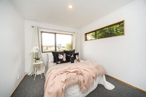 Photo of property in 6 Purnell Place, Marton, 4710