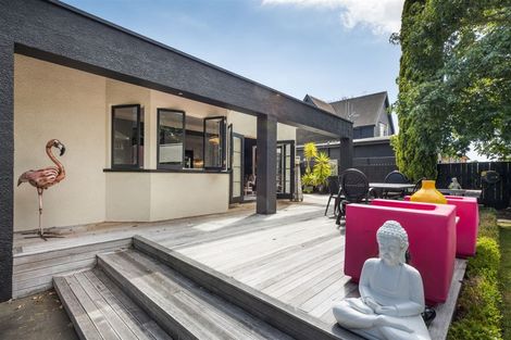 Photo of property in 15 Ake Ake Avenue, Hokowhitu, Palmerston North, 4410