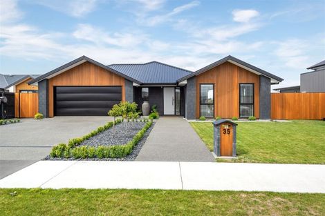 Photo of property in 35 Te Raki Drive, Lincoln, 7608
