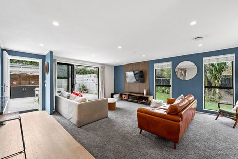 Photo of property in 43 Arthur Street, Riverhead, 0820