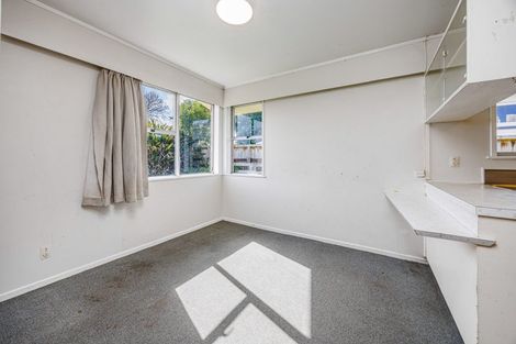 Photo of property in 11 Blanes Road, Weymouth, Auckland, 2103