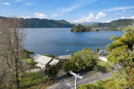 Photo of property in 60 Okareka Loop Road, Lake Okareka, Rotorua, 3076
