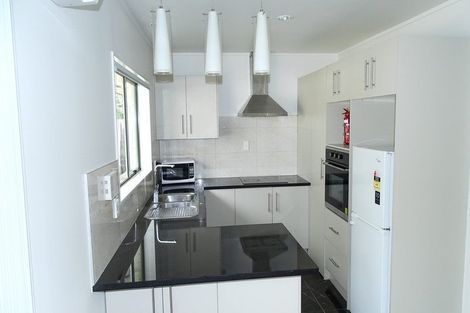 Photo of property in 100c Browns Road, Manurewa, Auckland, 2102