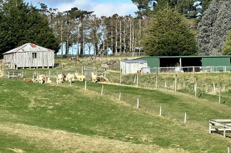 Photo of property in 140 Three Mile Hill Road, North Taieri, 9076