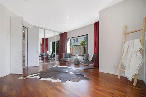 Photo of property in 12 Quedley Court, Eastern Beach, Auckland, 2012