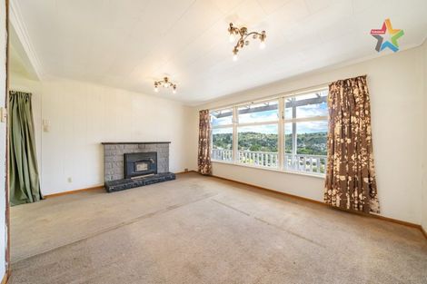 Photo of property in 51 Lowry Crescent, Stokes Valley, Lower Hutt, 5019