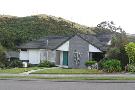 Photo of property in 6 Myers Grove, Churton Park, Wellington, 6037