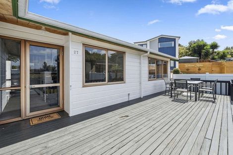 Photo of property in 27 Rotoiti Avenue, Pakuranga Heights, Auckland, 2010