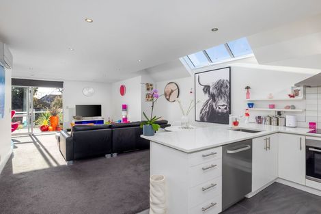 Photo of property in 496b Manchester Street, St Albans, Christchurch, 8014