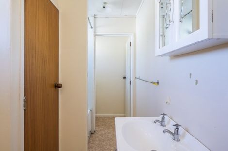 Photo of property in 39a Michael Road, Paraparaumu Beach, Paraparaumu, 5032