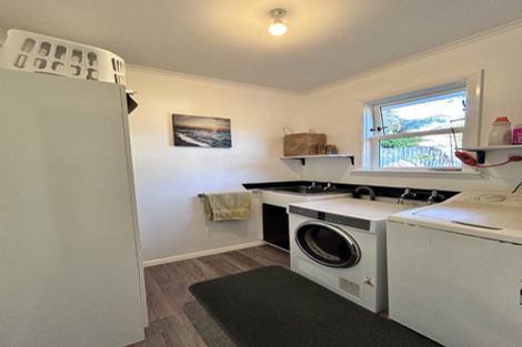 Photo of property in 23 Larsen Crescent, Tawa, Wellington, 5028
